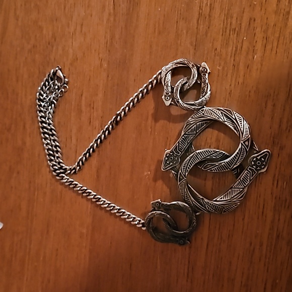Snake infinity necklace - Picture 1 of 4
